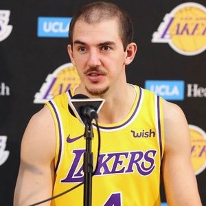 Meet your Posher, Ethan